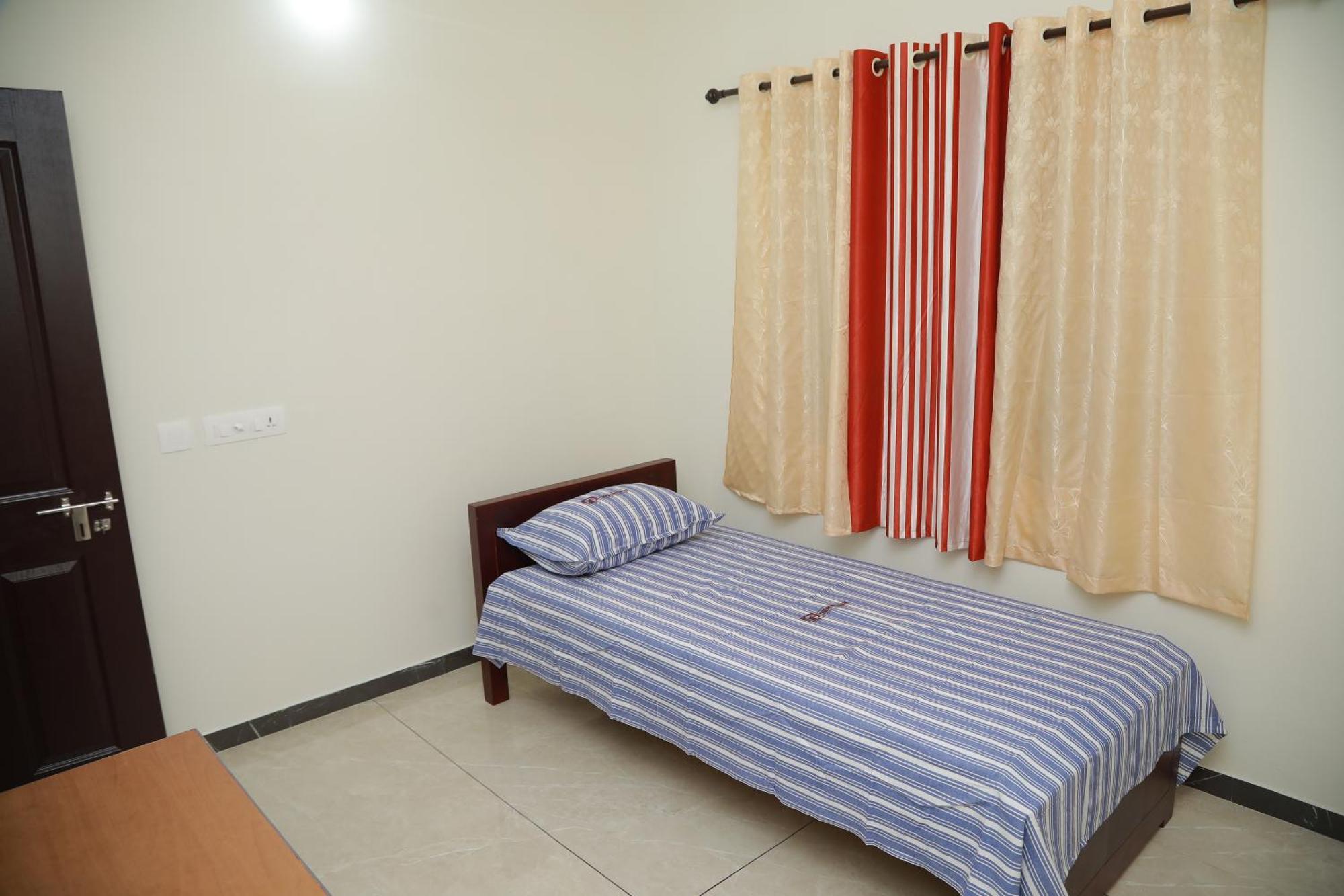 Thekkumpuram Tourist Home Malappuram Exteriör bild