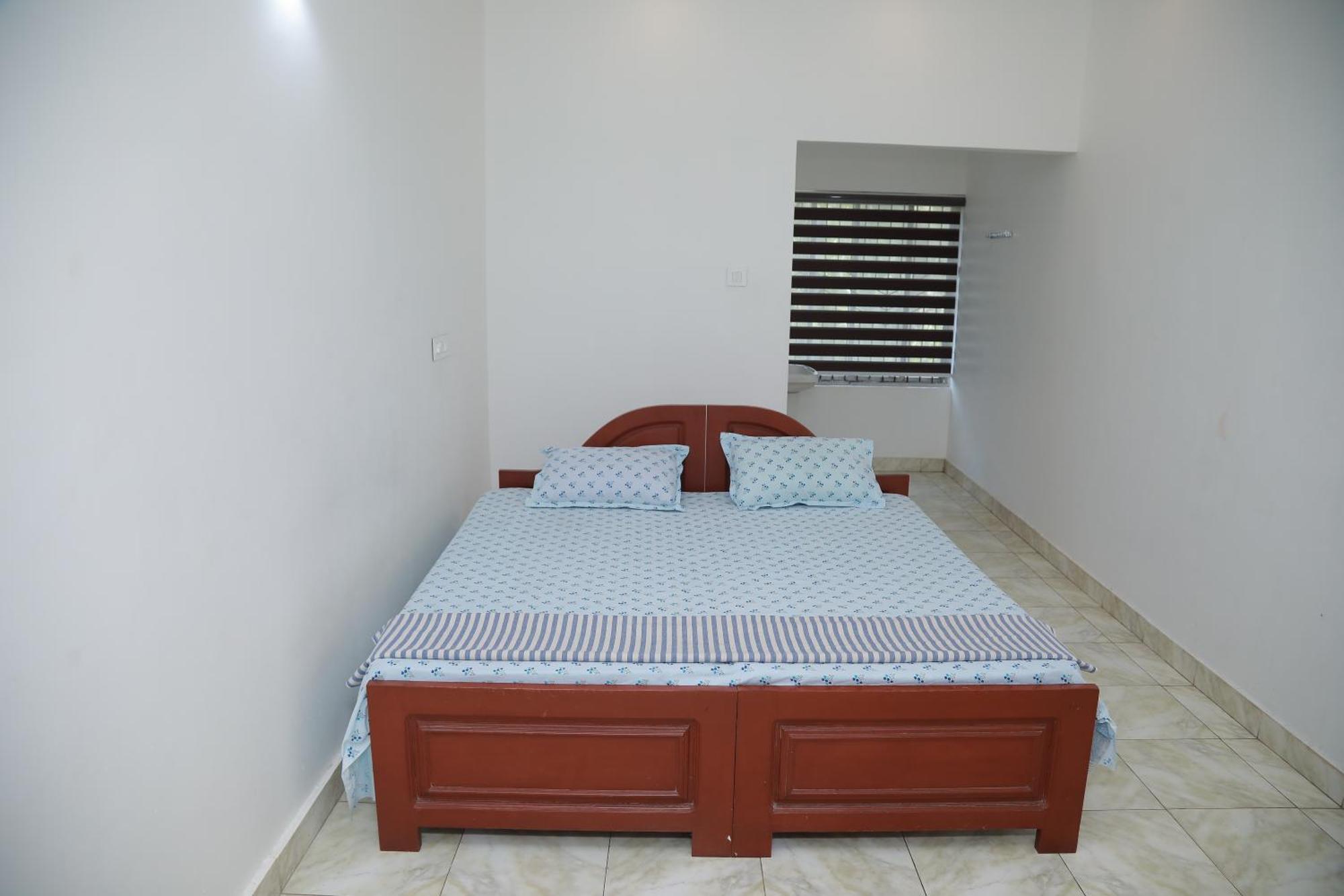 Thekkumpuram Tourist Home Malappuram Exteriör bild
