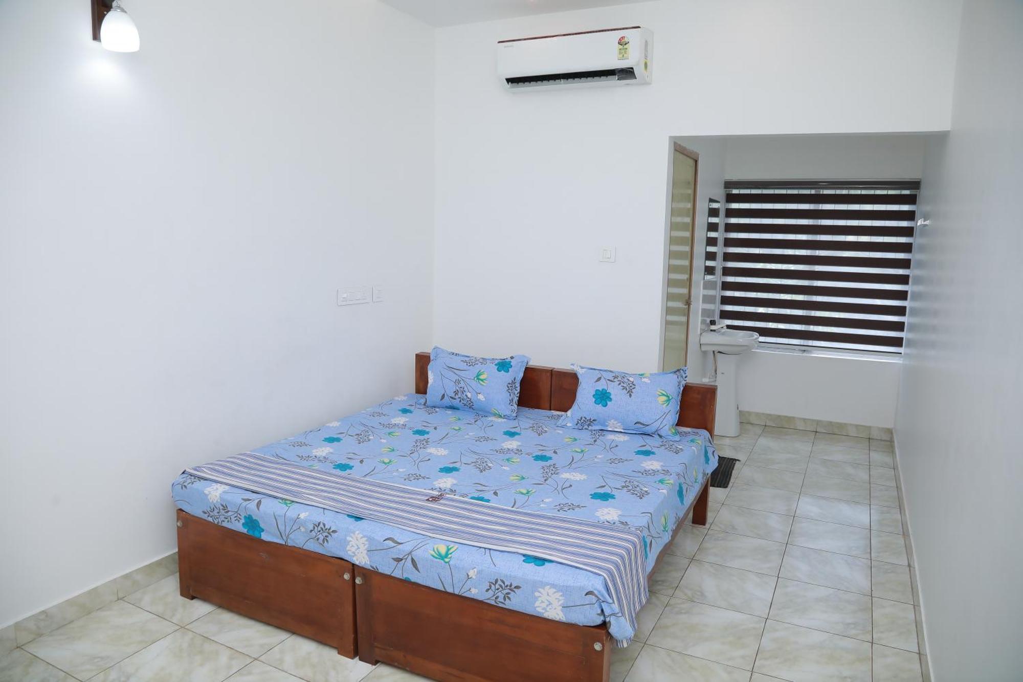 Thekkumpuram Tourist Home Malappuram Exteriör bild