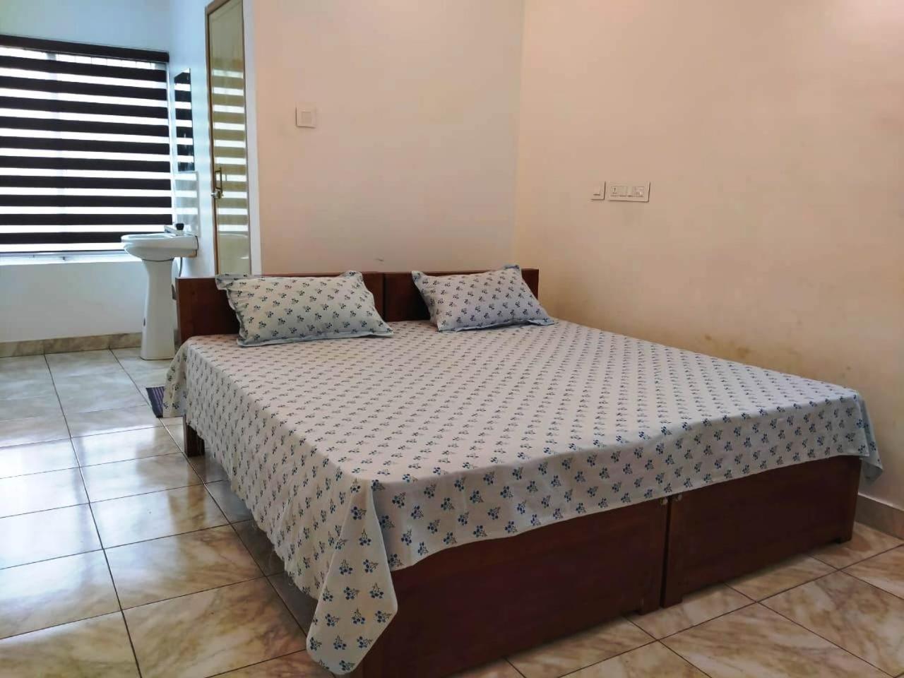 Thekkumpuram Tourist Home Malappuram Exteriör bild